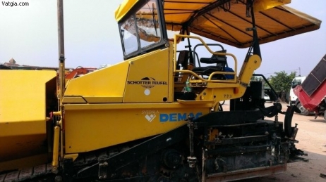 Máy giải thảm DEMAG DF130